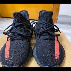 adidas Yeezy Boost 350 V2